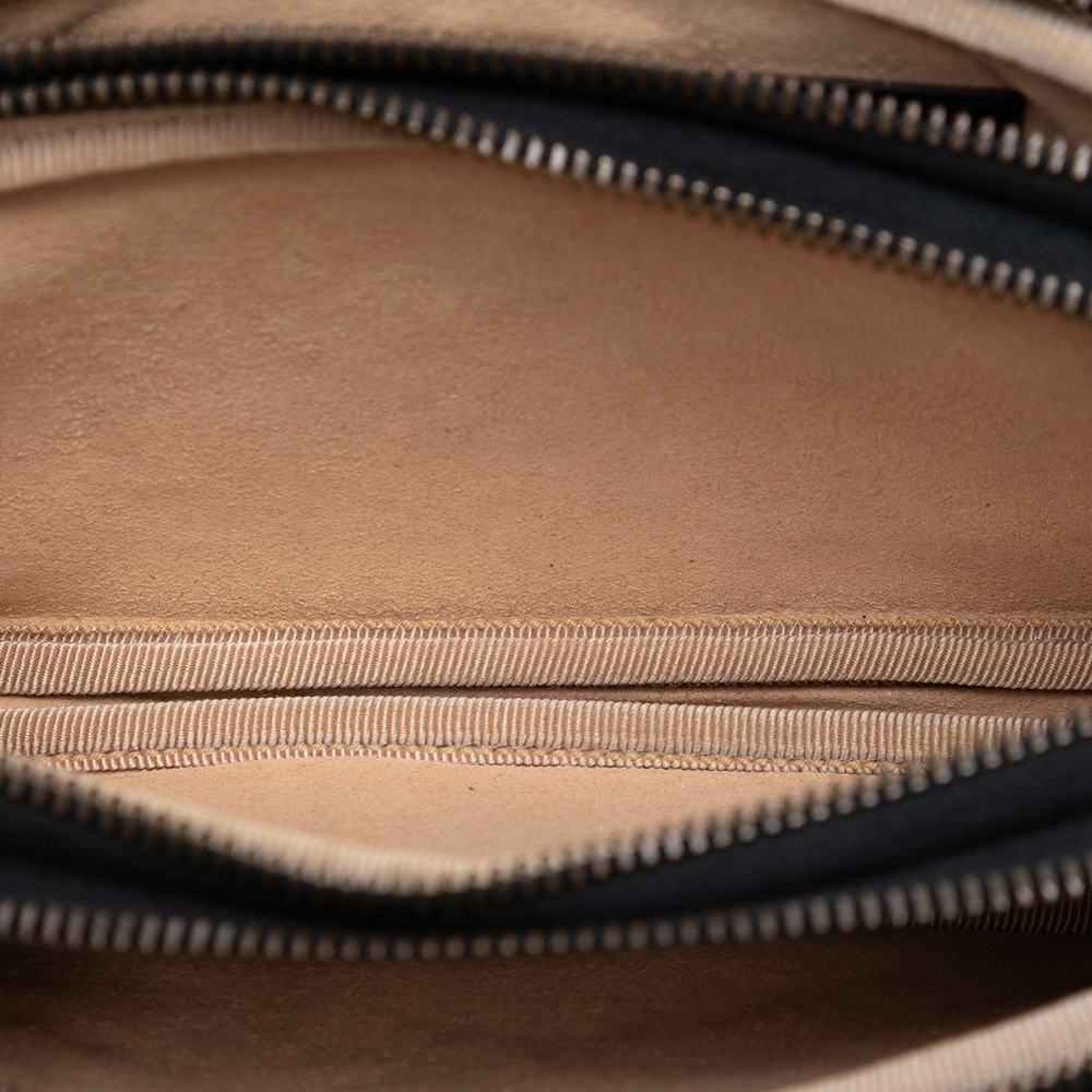 Pre-Loved Gucci Mini GG Marmont Matelasse Leather Triple Zip Crossbody - Picture 4 of 7